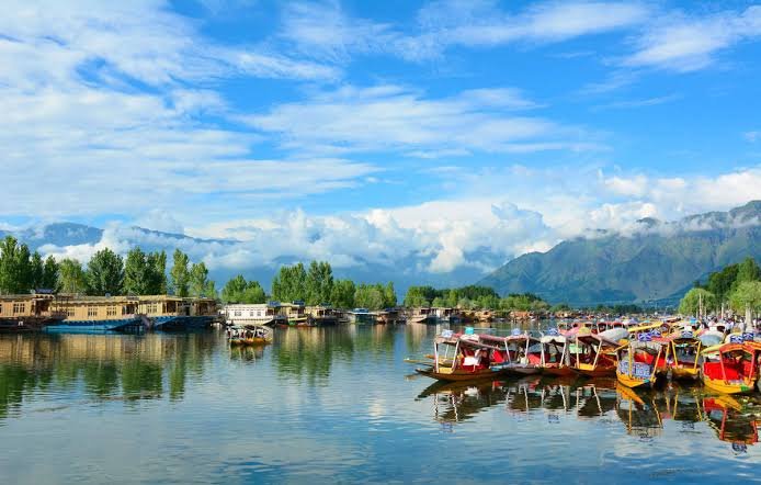 Ajmera Tour & Travels - The Best Tour Operator in Kashmir