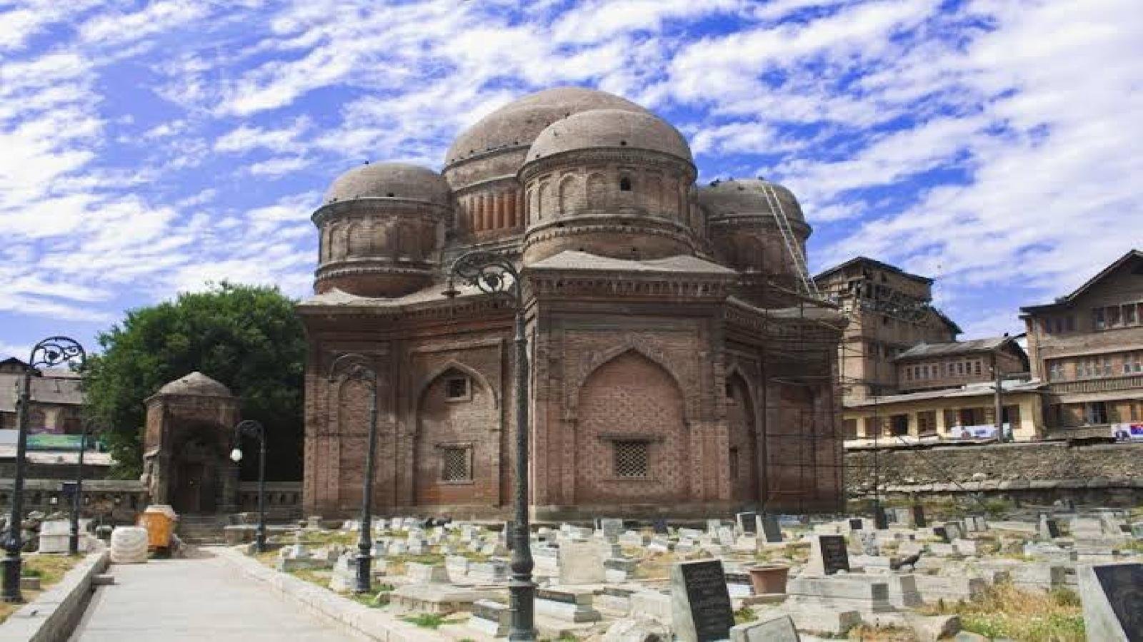 Budshah Tomb 